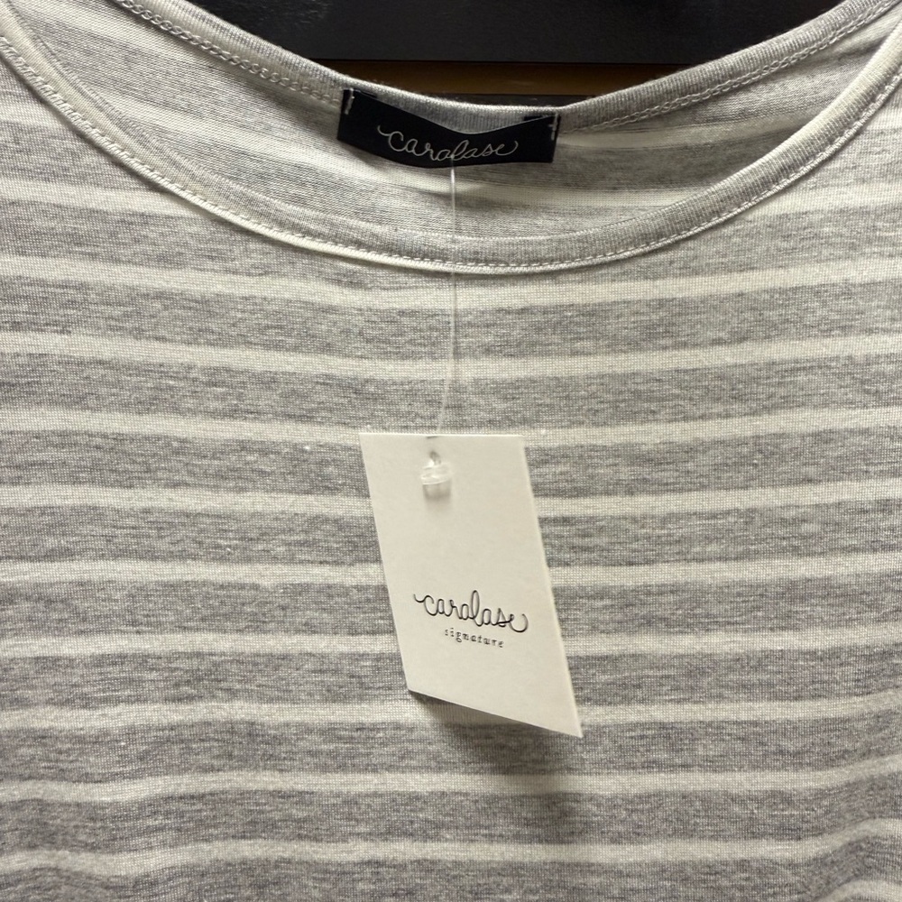 NWT Caralase Signature Heather Gray Striped Short Sleeve Top Size M - Picture 2 of 4